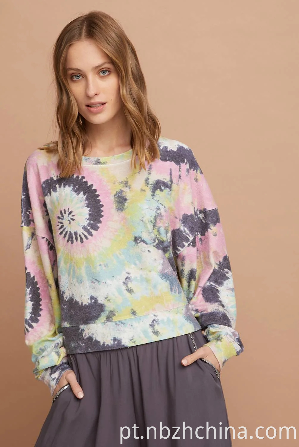 Womens Tie Dye Pullover 